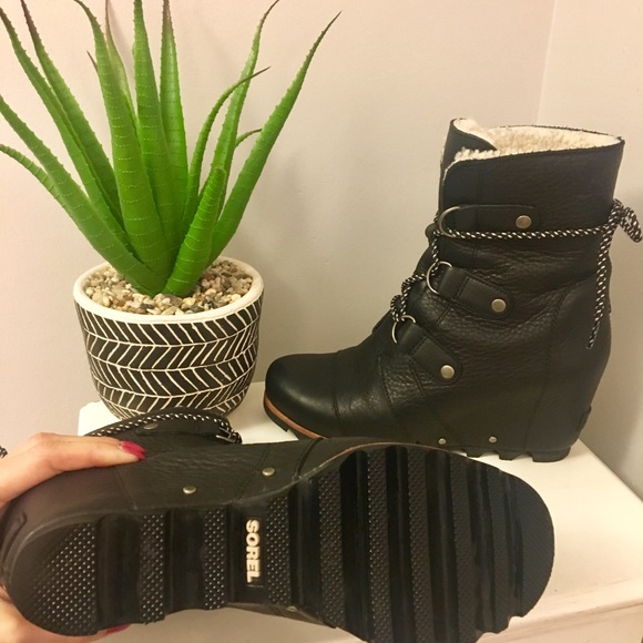 Sorel Joan Of Arctic Wedge Shearling Boots 9.5 - Picture 7 of 8